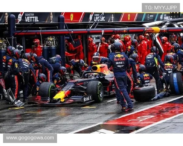 F1赛季最新动态：赛车技术革新引发激烈竞争车手们角逐冠军之路