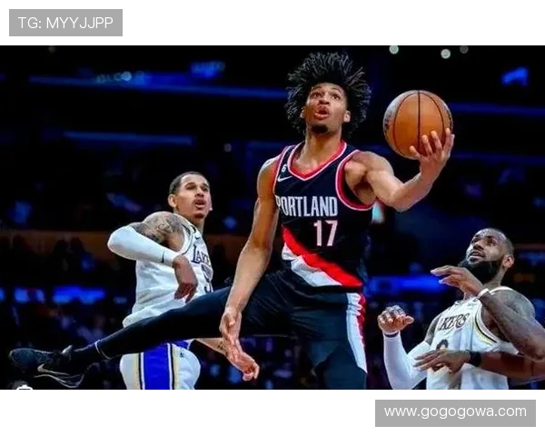 开拓者队新赛季展望：年轻球员崭露头角，利拉德离队后的重建之路