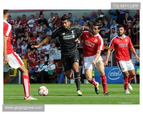 斯温登俱乐部宣布新赛季阵容调整和目标设定迎接挑战