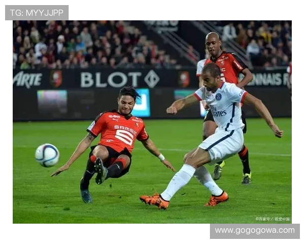 萨勒尼塔纳俱乐部从历史辉煌到现实挑战的崛起与转型之路